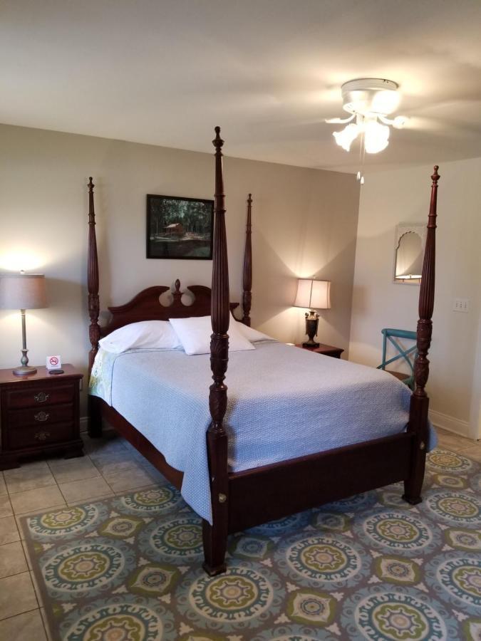 Greenwood Plantation B&B Inn เซนต์แฟรนซิลวิลล์ ภายนอก รูปภาพ